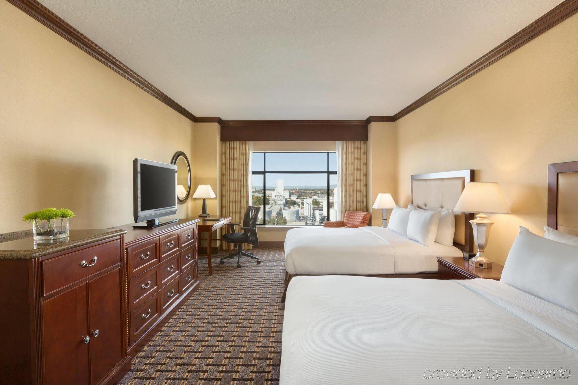 Hilton Phoenix Chandler Exteriör bild
